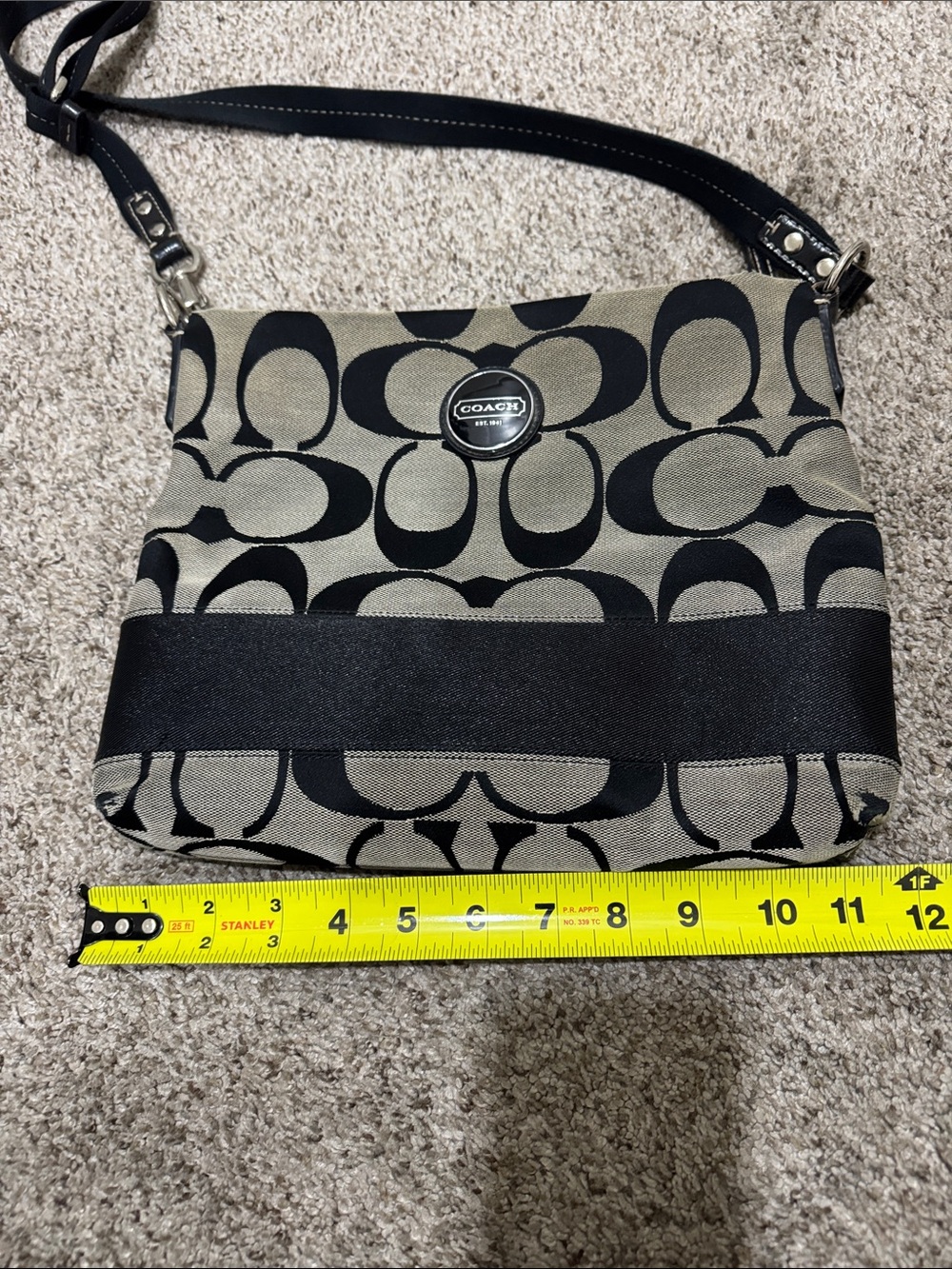 Coach Signature C Canvas Crossbody Bag Black Khaki Small Zip Purse - Picture 11 of 16